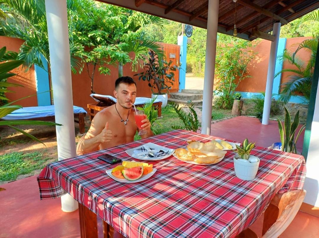 Turtle Island Cabana Tangalle Eksteriør bilde